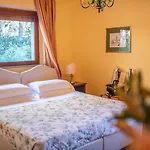 Sirina 4*