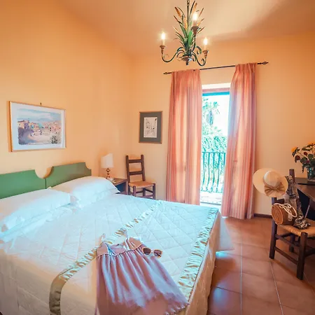 Hotel Sirina